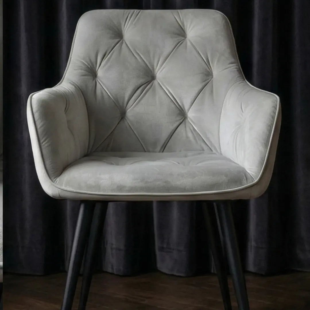 Emily Tufted Velvet Dining Chair